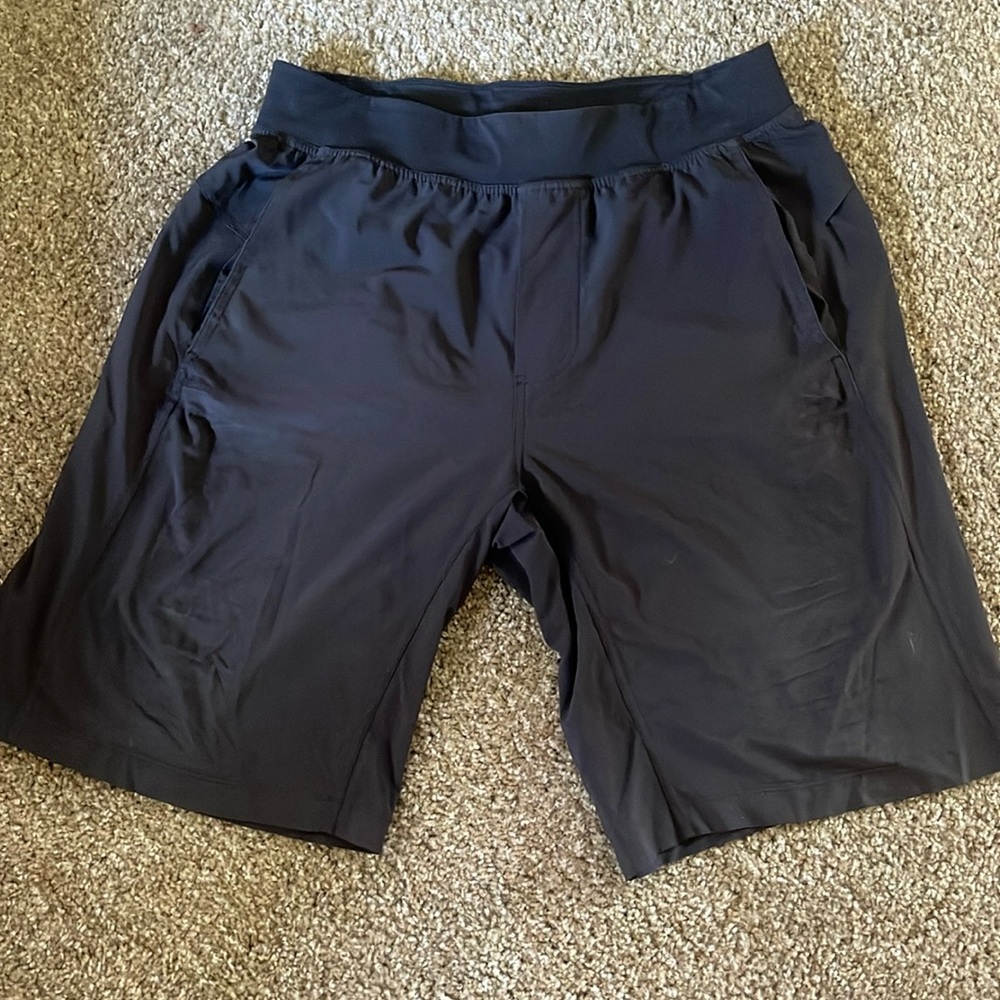 Men’s Lululemon Linerless Short